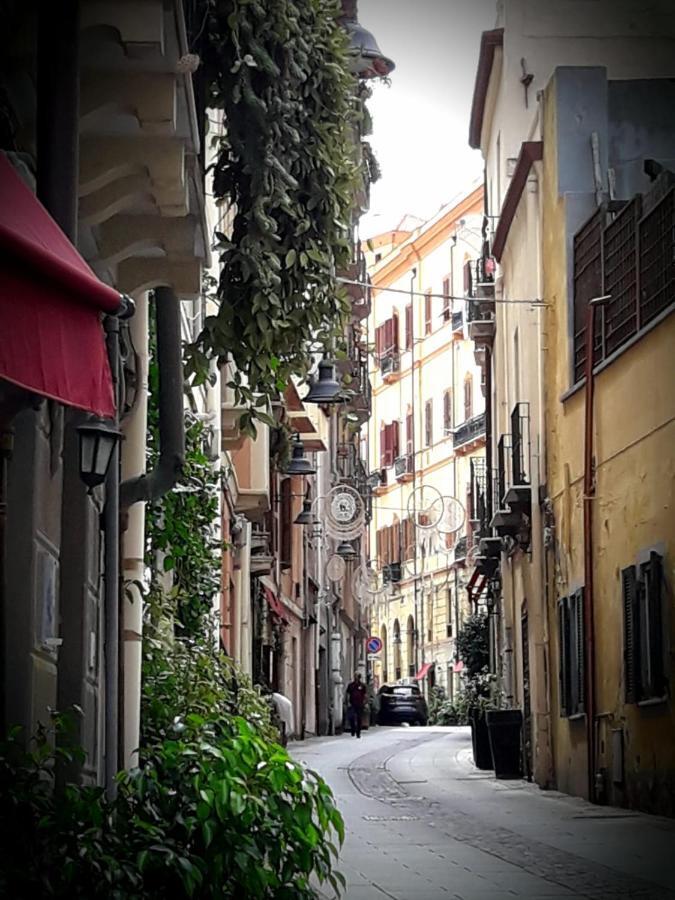 Via San Giacomo 10 卡利亚里 外观 照片