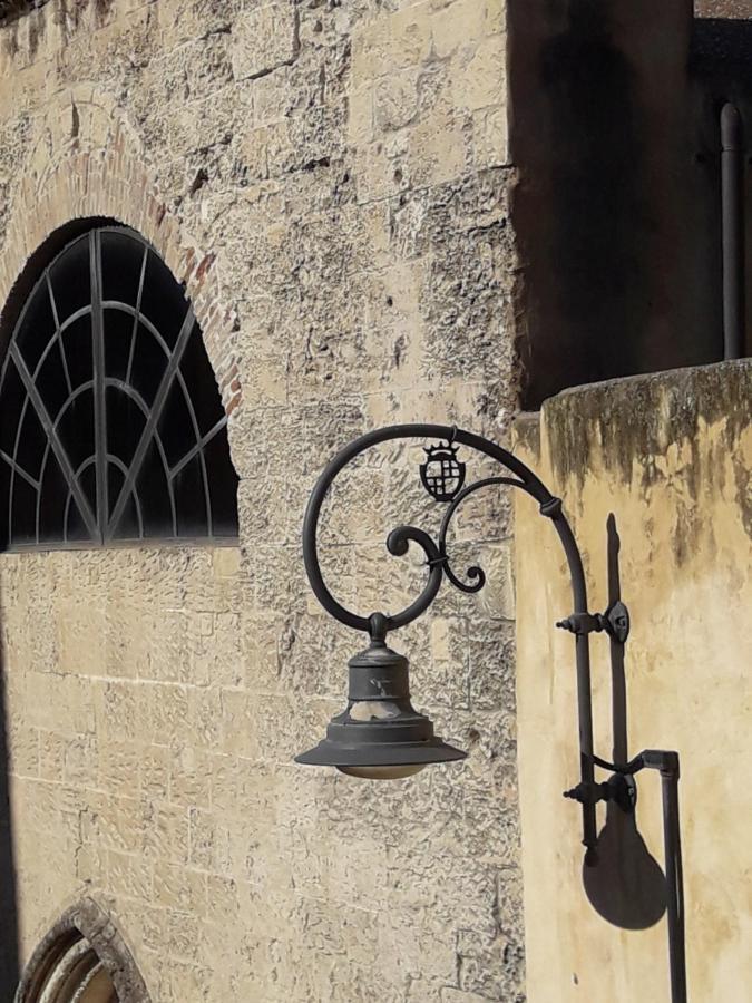 Via San Giacomo 10 卡利亚里 外观 照片